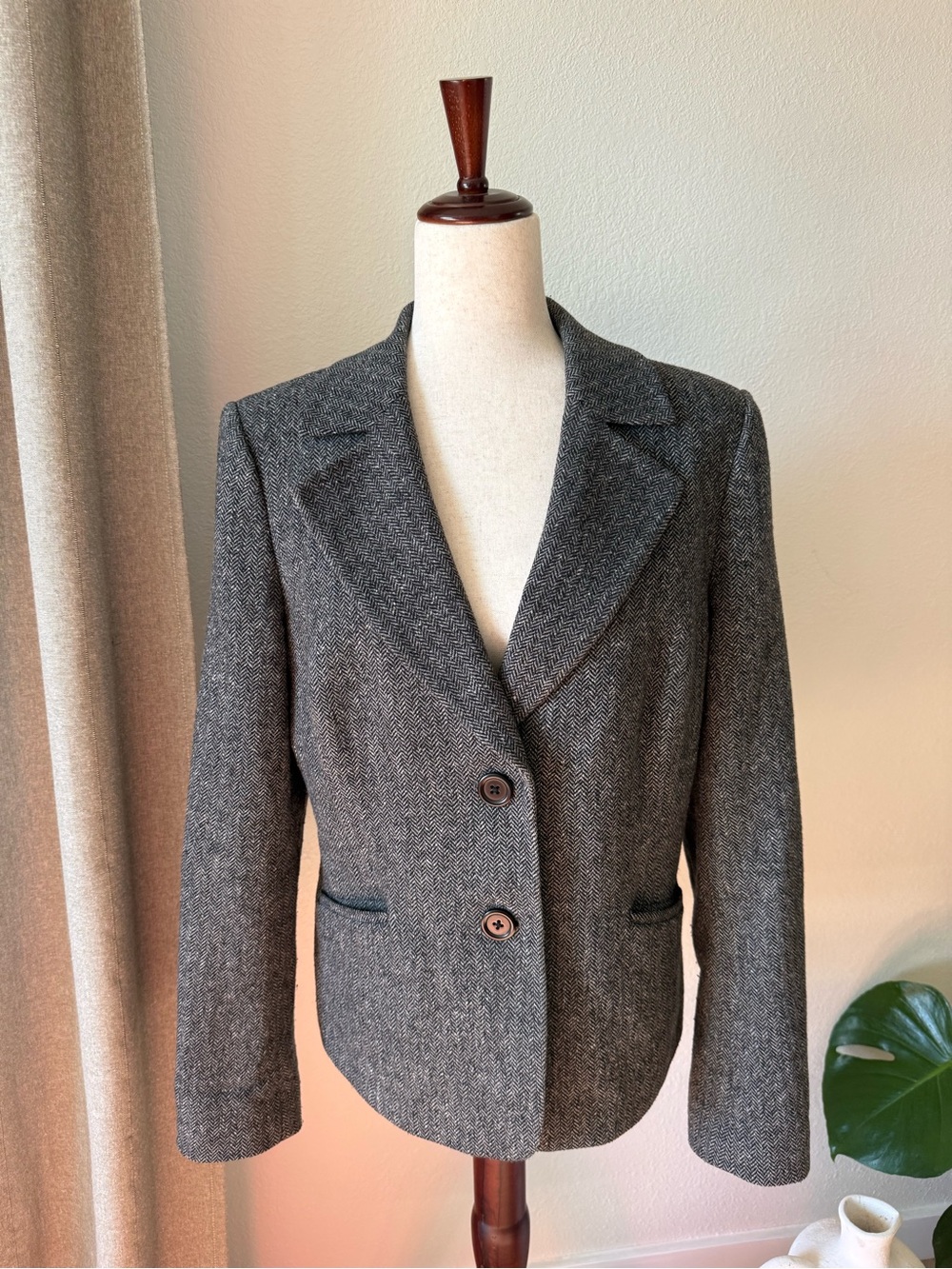Caslon Charcoal Gray Herringbone Blazer Jacket
